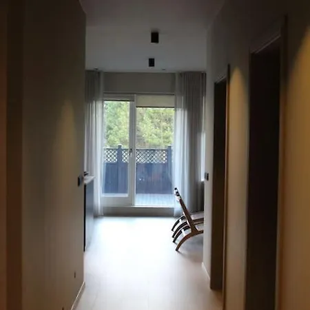 Apartment Quiet And Cozy With A View *